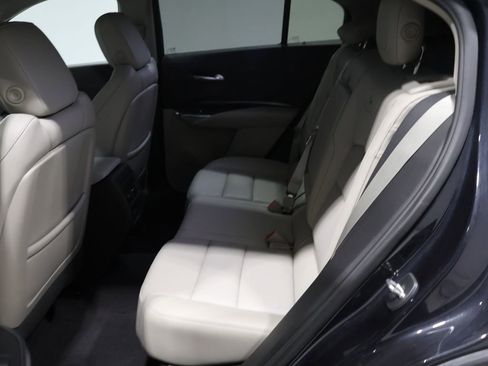 Used 2023 Cadillac XT4 Premium Luxury image 19