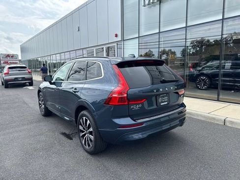 Certified 2023 Volvo XC60 B5 Core w/ Climate Package AWD/4WD image 3