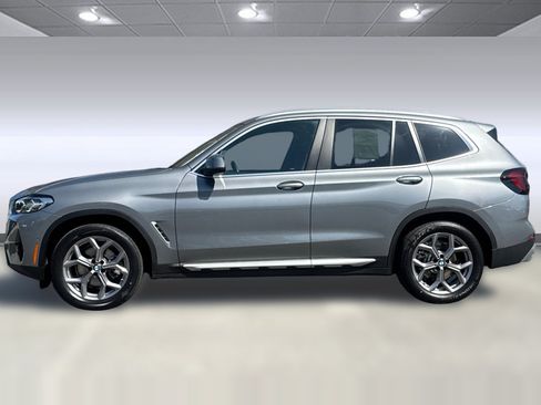 Used 2023 BMW X3 xDrive30i w/ Premium Package AWD/4WD image 2