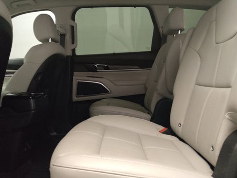 Used 2020 Kia Telluride EX w/ EX Premium Package FWD image 18