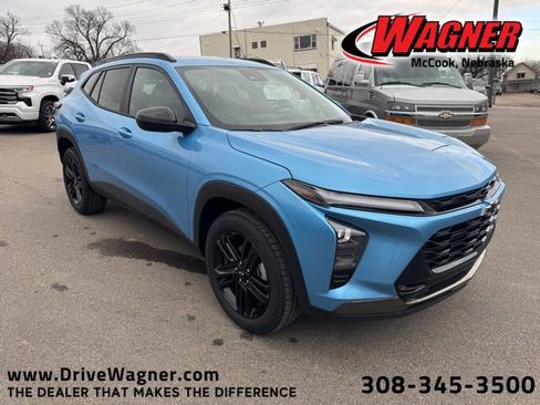 Used 2025 Chevrolet Trax ACTIV w/ Driver Confidence Package image 1