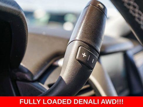 Used 2018 GMC Yukon Denali w/ Denali Ultimate Package AWD/4WD image 17