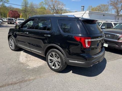 Used 2018 Ford Explorer Limited image 3