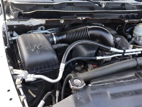 Used 2016 RAM 1500 Classic SLT image 36