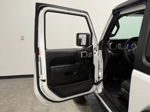 Used 2021 Jeep Wrangler Sport S image 13