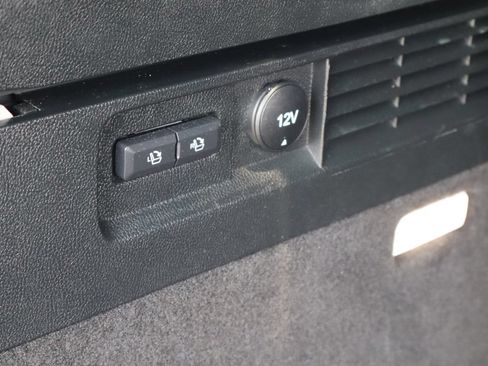 Used 2019 Lincoln Nautilus Select AWD/4WD image 21