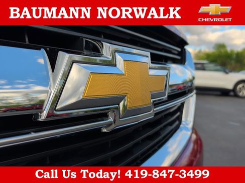 Used 2019 Chevrolet Colorado LT w/ LT Convenience Package AWD/4WD image 9