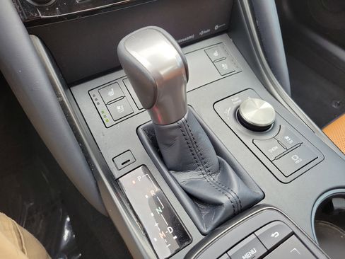 Used 2024 Lexus IS 300 w/ Comfort Package RWD image 31