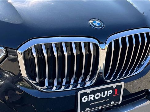 Used 2023 BMW X5 xDrive45e w/ Executive Package AWD/4WD image 31