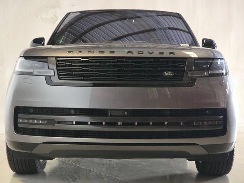 Certified 2023 Land Rover Range Rover SE AWD/4WD image 2