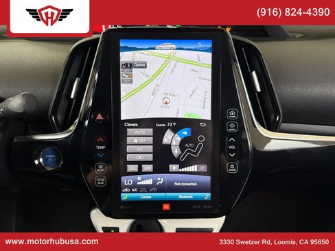 Used 2017 Toyota Prius Prime Advanced w/ Carpet Mat Package FWD image 29