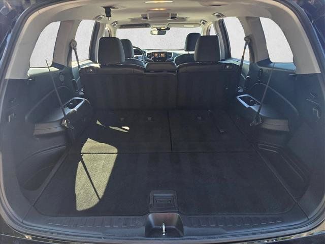 Certified 2020 Honda Pilot Touring image 6