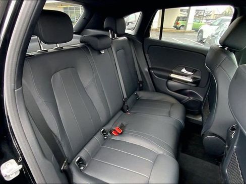 Used 2025 Mercedes-Benz GLA 250 GLA 250 image 15