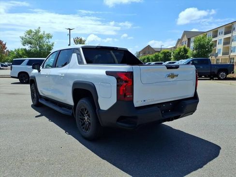 New 2026 Chevrolet Silverado EV W/T AWD/4WD image 27