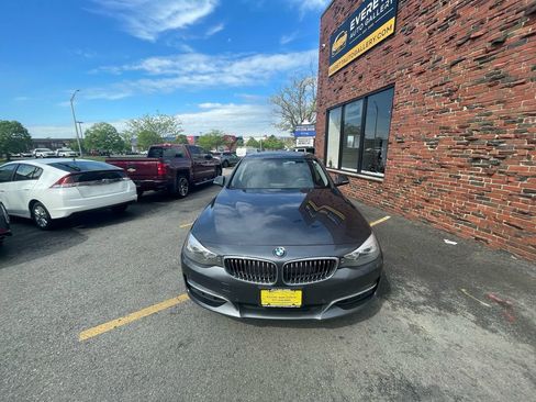 Used 2015 BMW 328i Gran Turismo xDrive image 5