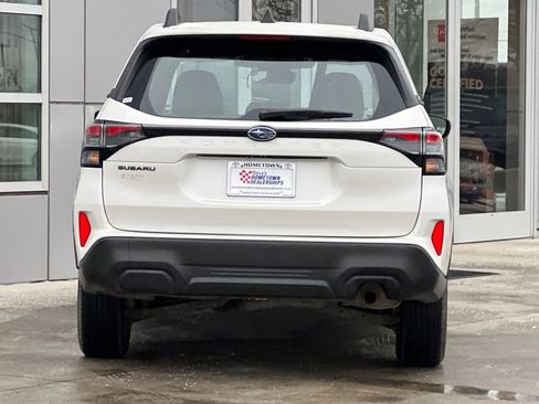 Used 2025 Subaru Forester image 5