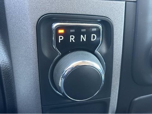 Used 2018 RAM 1500 Express RWD image 9