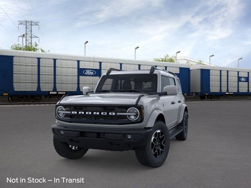 New 2026 Ford Bronco Outer Banks image 2