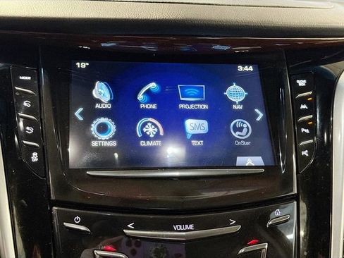 Used 2019 Cadillac Escalade Luxury image 15