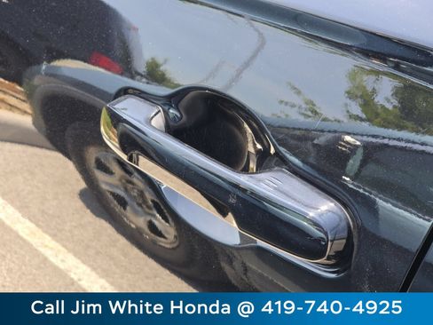 Used 2025 Honda Pilot Black Edition image 20