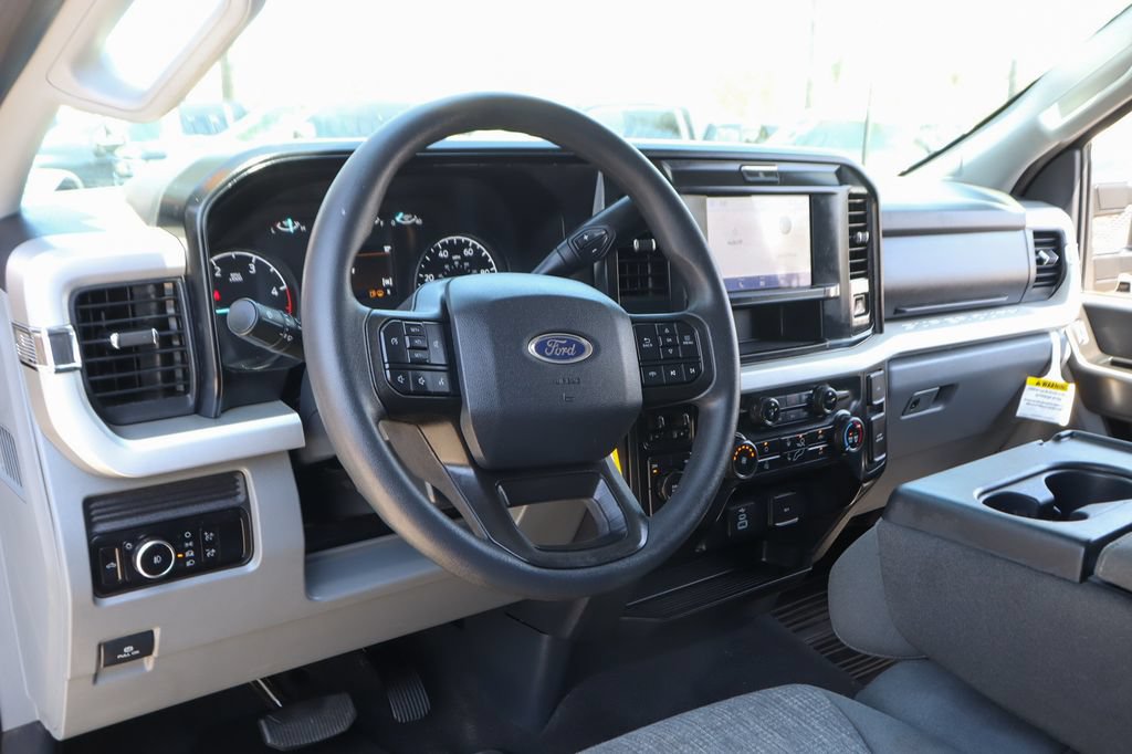 Used 2025 Ford F350 XLT AWD/4WD image 19