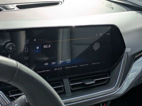 New 2026 Chevrolet Trax ACTIV w/ Sunroof Package FWD image 30