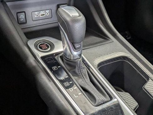 Used 2024 Nissan Sentra SV FWD image 12