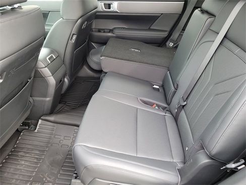 New 2026 Hyundai Santa Fe SEL image 9
