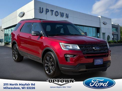 Certified 2018 Ford Explorer XLT w/ Equipment Group 202A AWD/4WD image 1