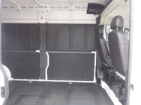 Used 2025 RAM ProMaster 3500 w/ Convenience Group FWD image 9