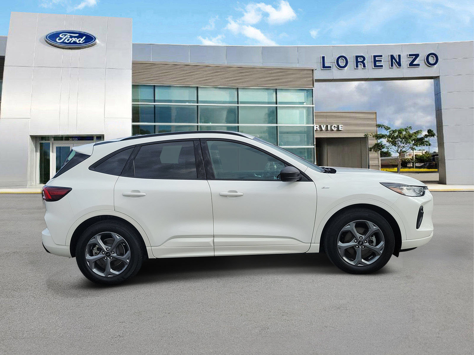 Used 2024 Ford Escape ST-Line w/ Tech Pack #1 FWD image 4