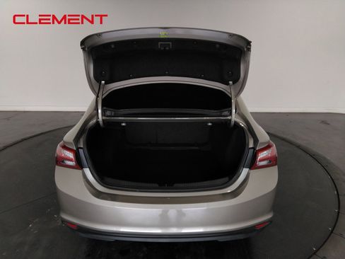 Used 2022 Chevrolet Malibu LT image 8