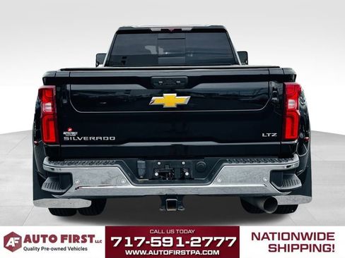 Used 2022 Chevrolet Silverado 3500 LTZ w/ LTZ Texas Edition image 4