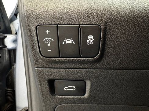 Used 2021 Kia K5 LX FWD image 11