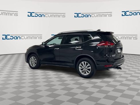 Used 2018 Nissan Rogue SV FWD image 6