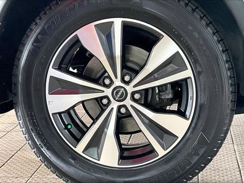 Used 2024 Nissan Murano SV AWD/4WD image 35