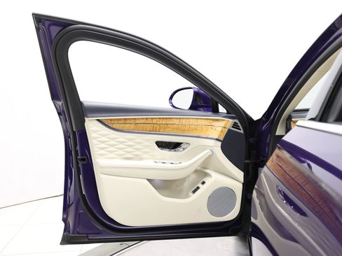 Used 2020 Bentley Flying Spur W12 w/ First Edition Specification image 14