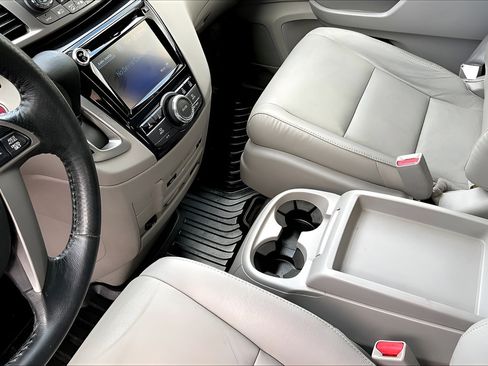 Used 2015 Honda Odyssey EX-L image 15