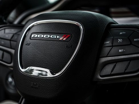 Used 2022 Dodge Challenger R/T Scat Pack RWD image 29