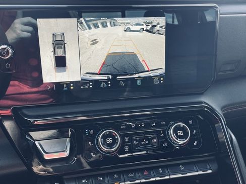 Used 2023 GMC Sierra 1500 AT4 w/ AT4 Premium Package image 15