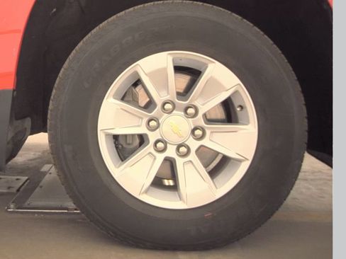 Used 2019 Chevrolet Silverado 1500 LT w/ All-Star Edition image 10