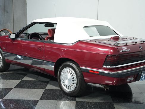 Used 1991 Chrysler LeBaron Convertible image 7