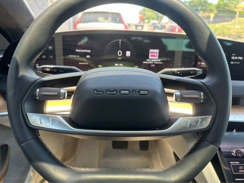 Used 2025 Lucid Air Grand Touring AWD/4WD image 18