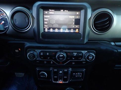 Used 2020 Jeep Wrangler Unlimited Sport S image 15