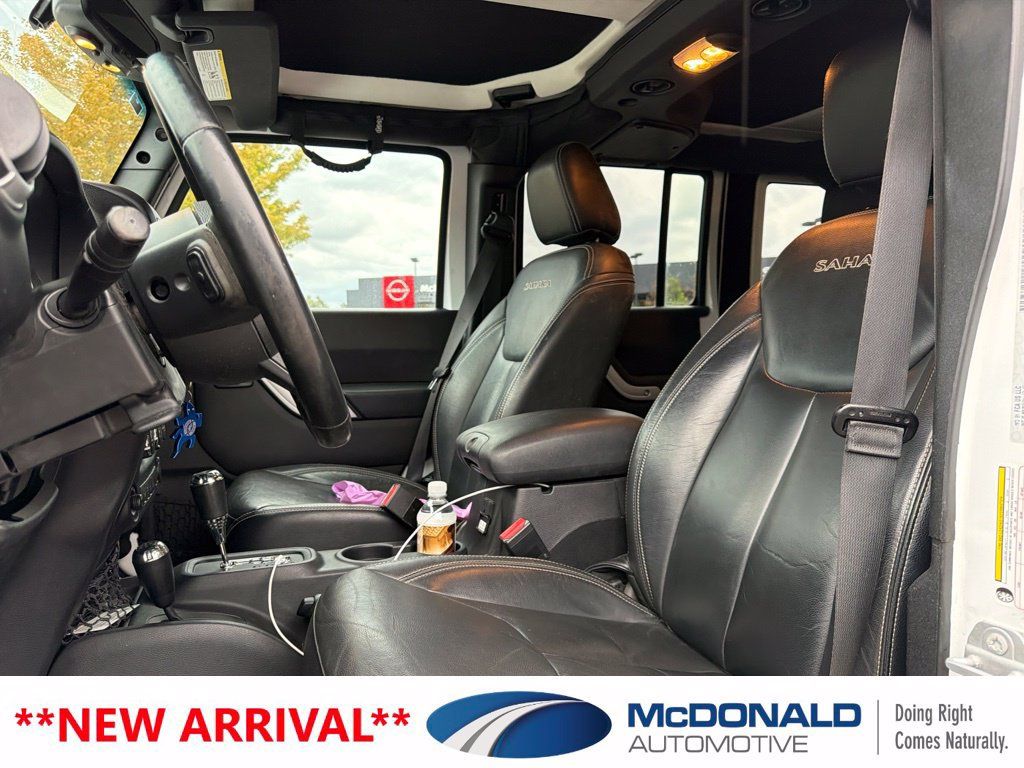 Used 2016 Jeep Wrangler Unlimited Sahara w/ Connectivity Group AWD/4WD image 5
