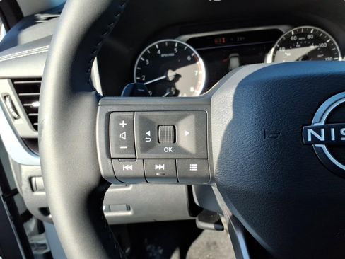 Used 2026 Nissan Rogue SV image 10