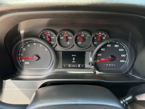 Used 2025 Chevrolet Silverado 2500 Custom w/ Custom Convenience Package AWD/4WD image 17