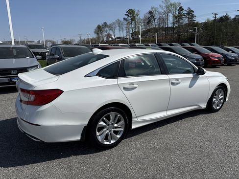 Used 2020 Honda Accord LX image 10