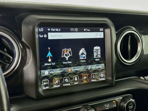 Used 2021 Jeep Wrangler Unlimited Sahara AWD/4WD image 15