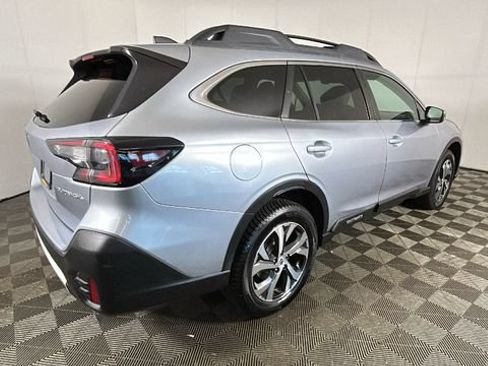 Used 2020 Subaru Outback Limited AWD/4WD image 2